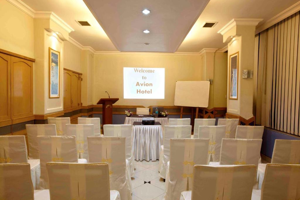 Avion Hotel Mumbai Exterior photo