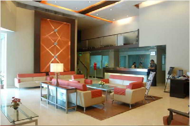 Avion Hotel Mumbai Exterior photo